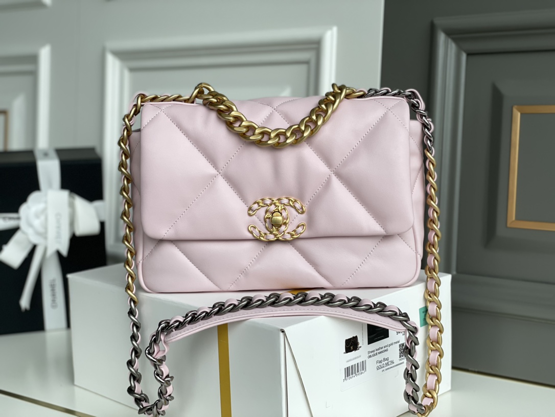 Chanel 19 Bags